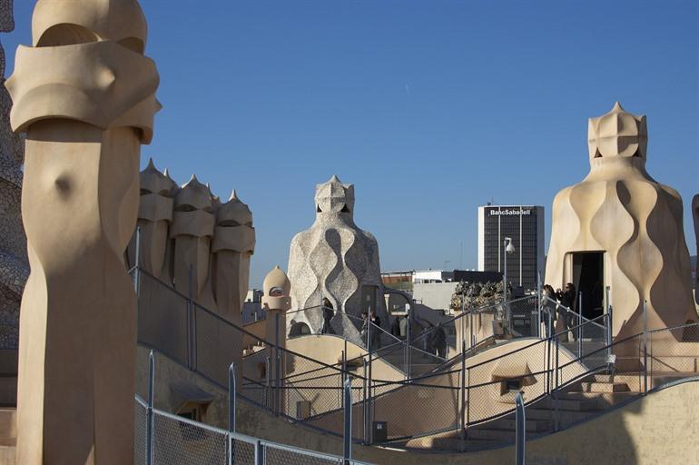 Het dak van Casa Mila in Barcelona