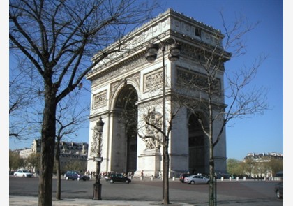 Arc de Triomphe: herinnering aan overwinning en oorlog