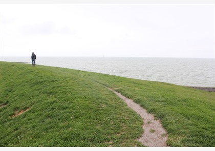 Verken met de autoroute IJsselmeer in Friesland