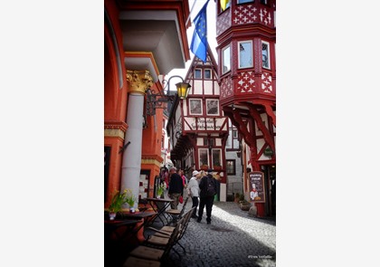 Bernkastel-Kues bezoeken: het marktplein en de kasteelruïne