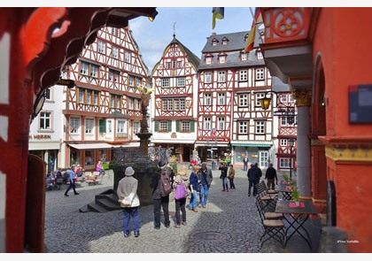 Bernkastel-Kues bezoeken: het marktplein en de kasteelruïne