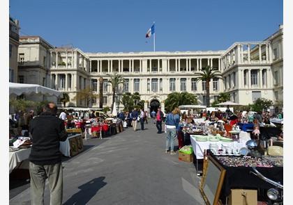 Cours Saleya: hét hart van Vieux-Nice
