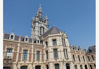 Douai, stad van de reuzenfamilie Gayant