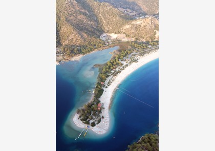 Fethiye: moderne stad met strand