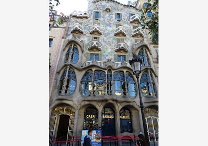 Barcelona: méér meesterwerken van Gaudi