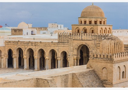 Monastir: goudgele stranden en religiecultuur 