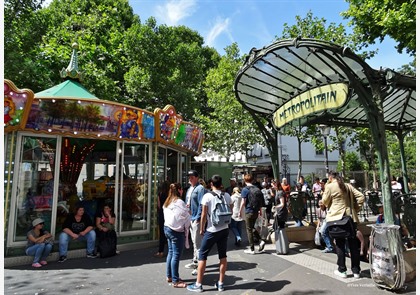 Montmartre bezoeken? Levendige buurt op een heuvel in Parijs