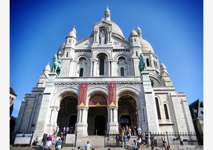 Montmartre bezoeken? Levendige buurt op een heuvel in Parijs