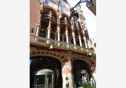 Palau de la Musica, modernisme ten top in Barcelona