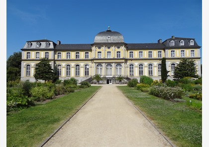 Bonn: prachtige paleizen en tuinen