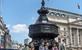 Piccadilly Circus: plein rolt de loper uit naar het chique Londen