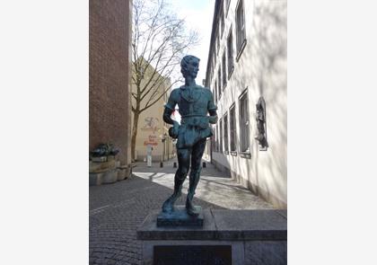 Oud en nieuw stadhuis (Rathaus) van Düsseldorf