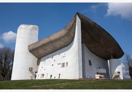 Haute-Saône: religieuze moderne architectuur