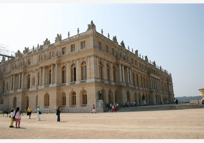 Kasteel Versailles bezoeken vanuit Parijs? Tips & Tickets