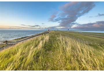 Afsluitdijk Wadden Center en Leeuwarden
