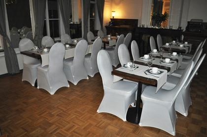 Officers’ club ‘Skindles’ in Poperinge krijgt erkenning als 4* vakantiewoning.