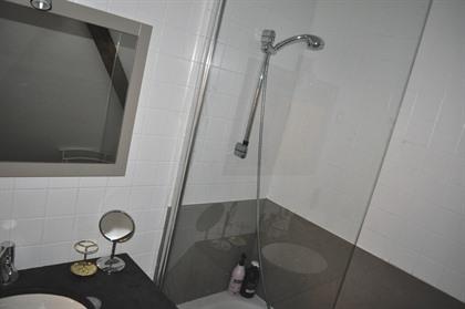 Officers’ club ‘Skindles’ in Poperinge krijgt erkenning als 4* vakantiewoning.