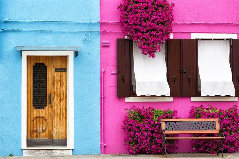 Fel gekleurde huisjes Burano