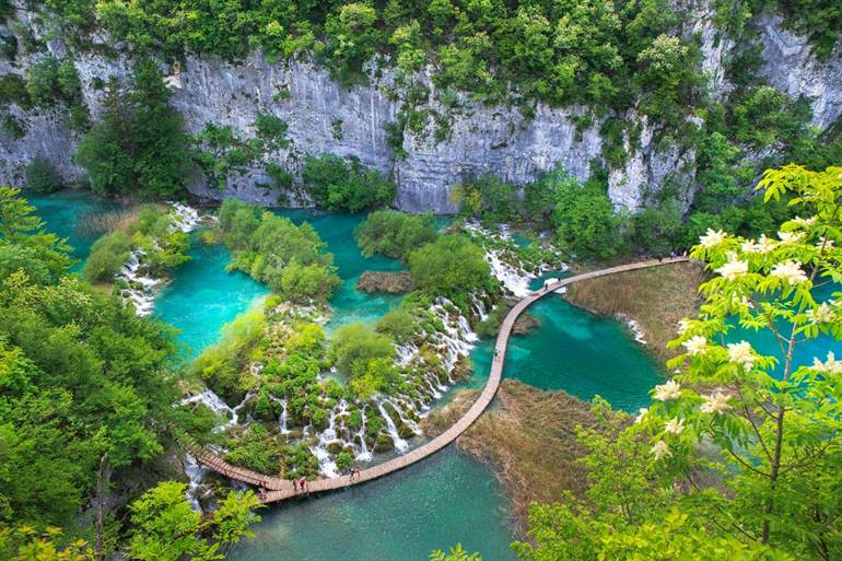 Plitvice meren & watervallen bezoeken? Onze tips + tickets boeken & praktische info