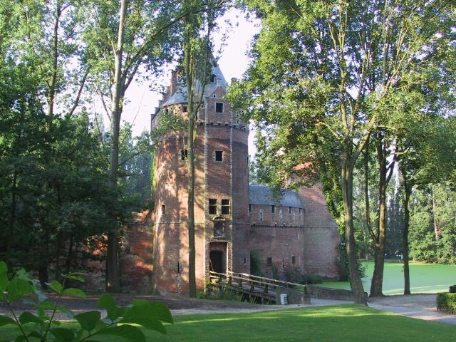 Alsemberg Huizingen bezienswaardigheden met o a  kasteel Beersel