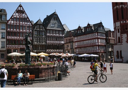 Frankfurt: Altstadt schittert als weleer