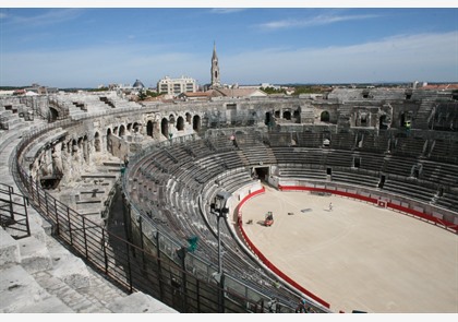 De arena van Nîmes is beslist een bezoek waard 