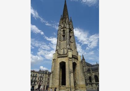 Basiliek Saint-Michel en de Tour La Flèche