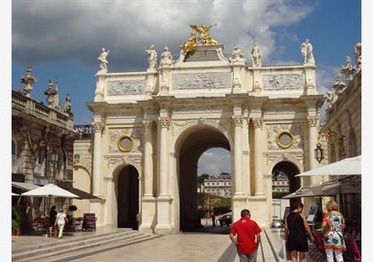 Bezienswaardigheden Nancy: Place Stanislas en omgeving 