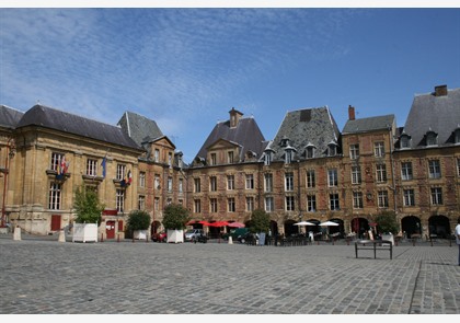 De bezienswaardigheden van Charleville-Mézières