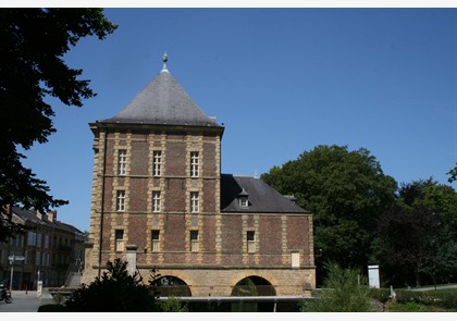 De bezienswaardigheden van Charleville-Mézières