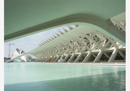 Ciudad de las Artes y las Ciencias bezoeken in Valencia