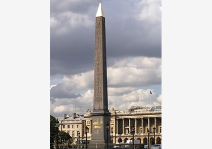 Place de la Concorde Parijs. Plein met duistere geschiedenis