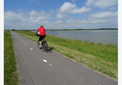 Met 5 fietsroutes dwars door Zeeland, langs fietsknooppunten