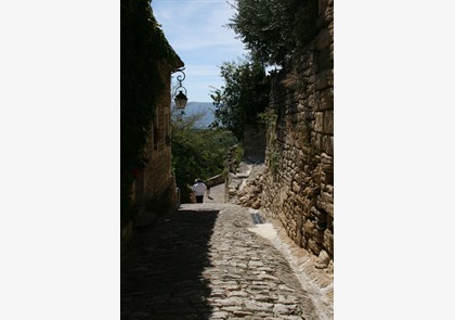 Bezoek het interessante Gordes in Provence 