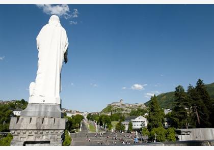 Lourdes: bedevaarten en heiligdommen