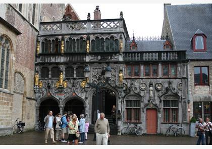 Brugge: Heilige Bloedbasiliek topattractie