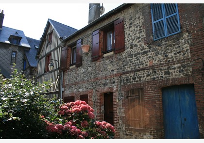  Honfleur: charmant havenstadje in Normandië