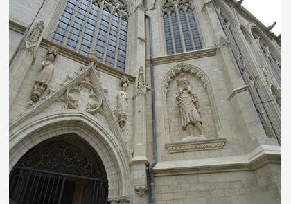  Amiens heeft de grootste gotische kathedraal in Frankrijk