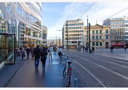 Königsallee: shoppen in de winkelstraat van Düsseldorf