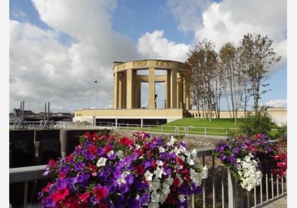 Nieuwpoort: koninklijk monument aan de Ganzepoot