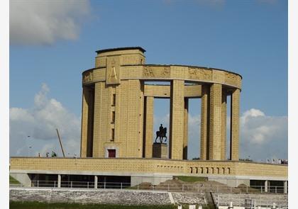 Nieuwpoort: koninklijk monument aan de Ganzepoot