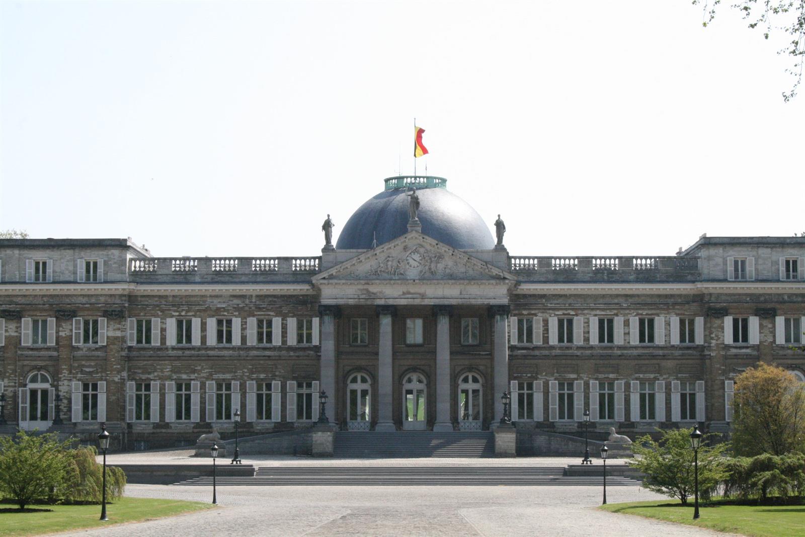 Waar woont de koning? Koninklijk Paleis in Laken