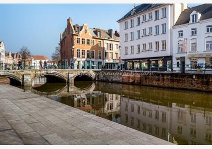 Bezoek de Zimmertoren en het begijnhof in Lier