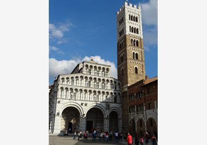 Vakantie Lucca en Collodi: cultuurschatten, historische tuin en Pinocchio 