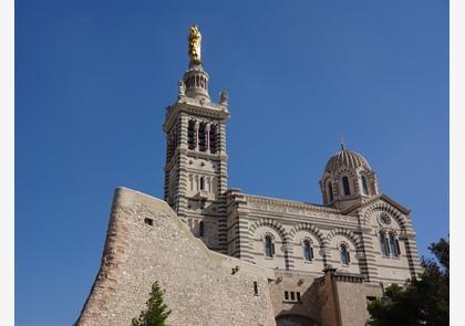 Wandelen in Marseille van beneden naar boven