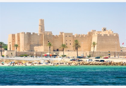 Monastir: goudgele stranden en religiecultuur 