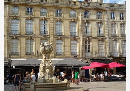 Mooie pleinen in Bordeaux nodigen uit voor een adempauze