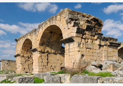 Combineer een archeologisch bezoek met een 'waterval van terrassen' in Pamukkale en Hierapolis
