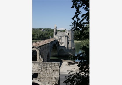 Kom alles te weten over Pont St. Bénézet (Pont d'Avignon)