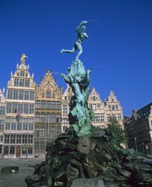 Gratis reisgids Antwerpen: wandelroutes door de stad
